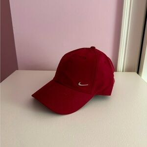 Maroon nike cap